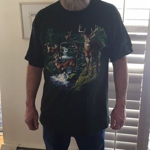 Gildan activewear heavy weight cotton shirt